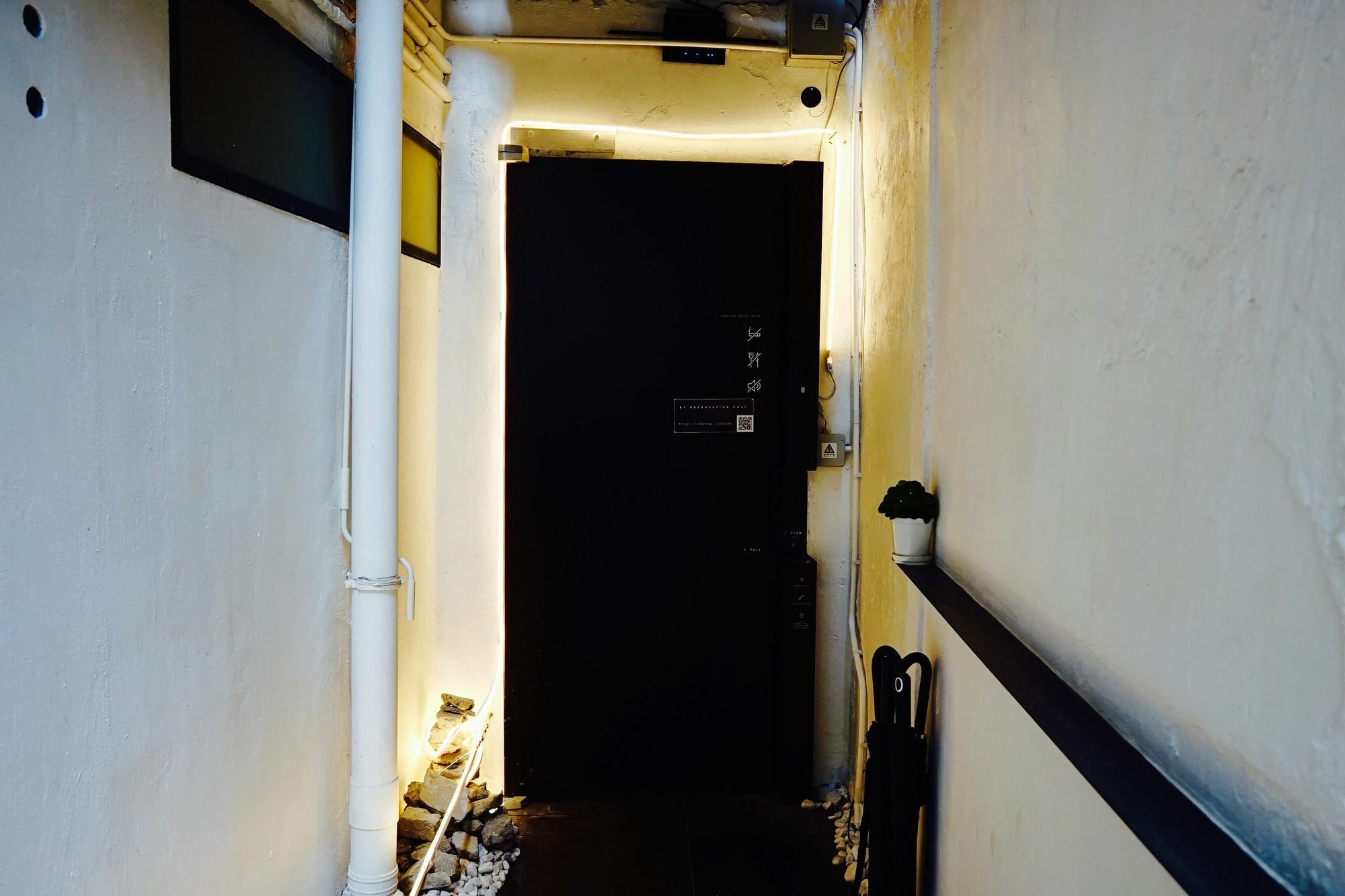 Отель Sleeep Hkg Gough St Гонконг Экстерьер фото